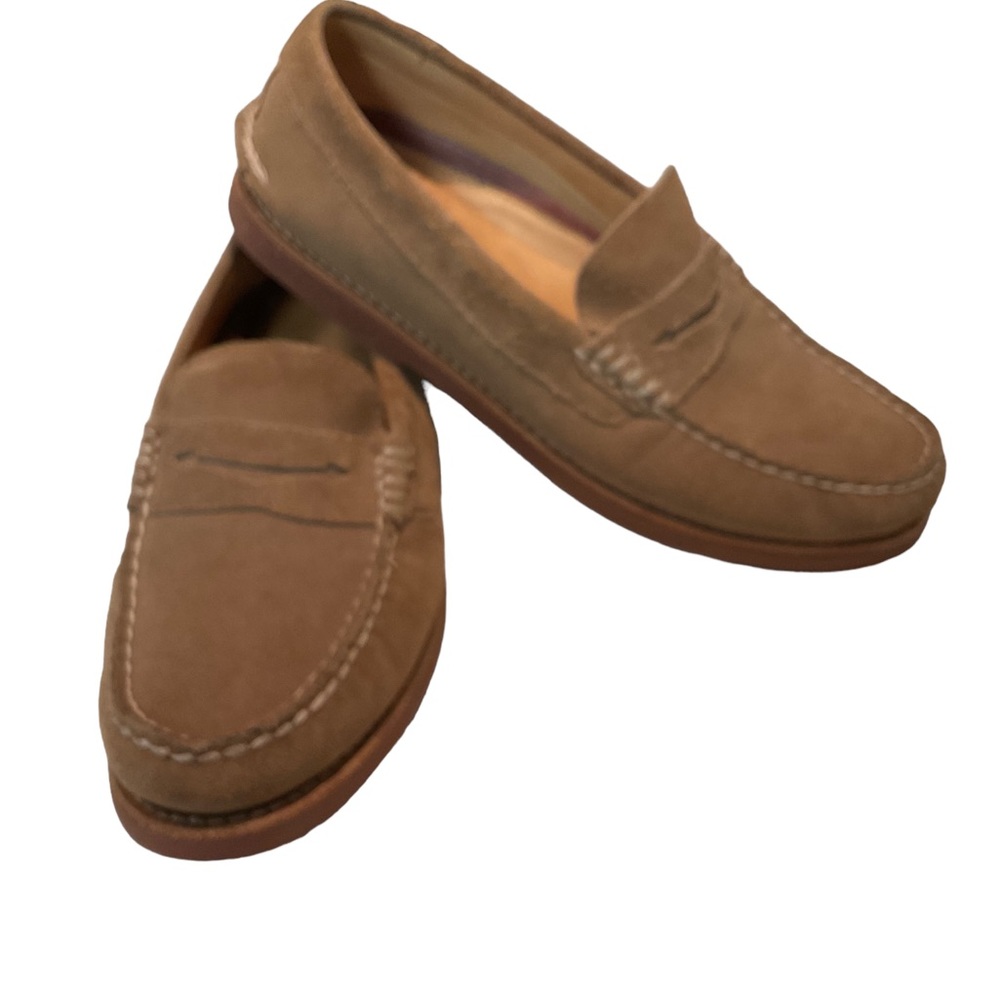 Sperry Mens Gold Cup Penny Loafer shoe. Size 8M